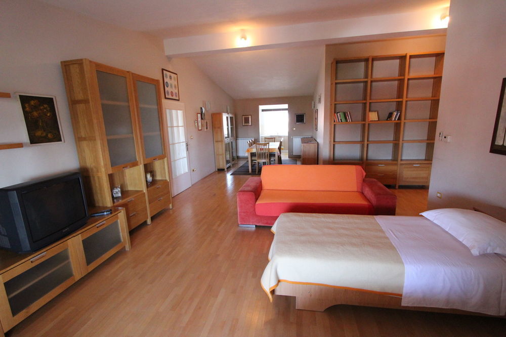Apartments Romano Rovinj Bagian luar foto