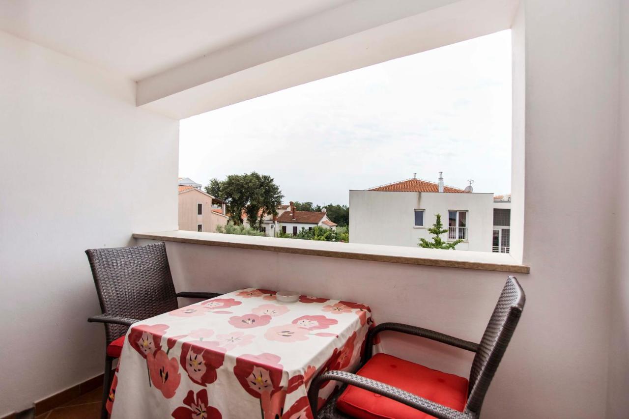 Apartments Romano Rovinj Bagian luar foto