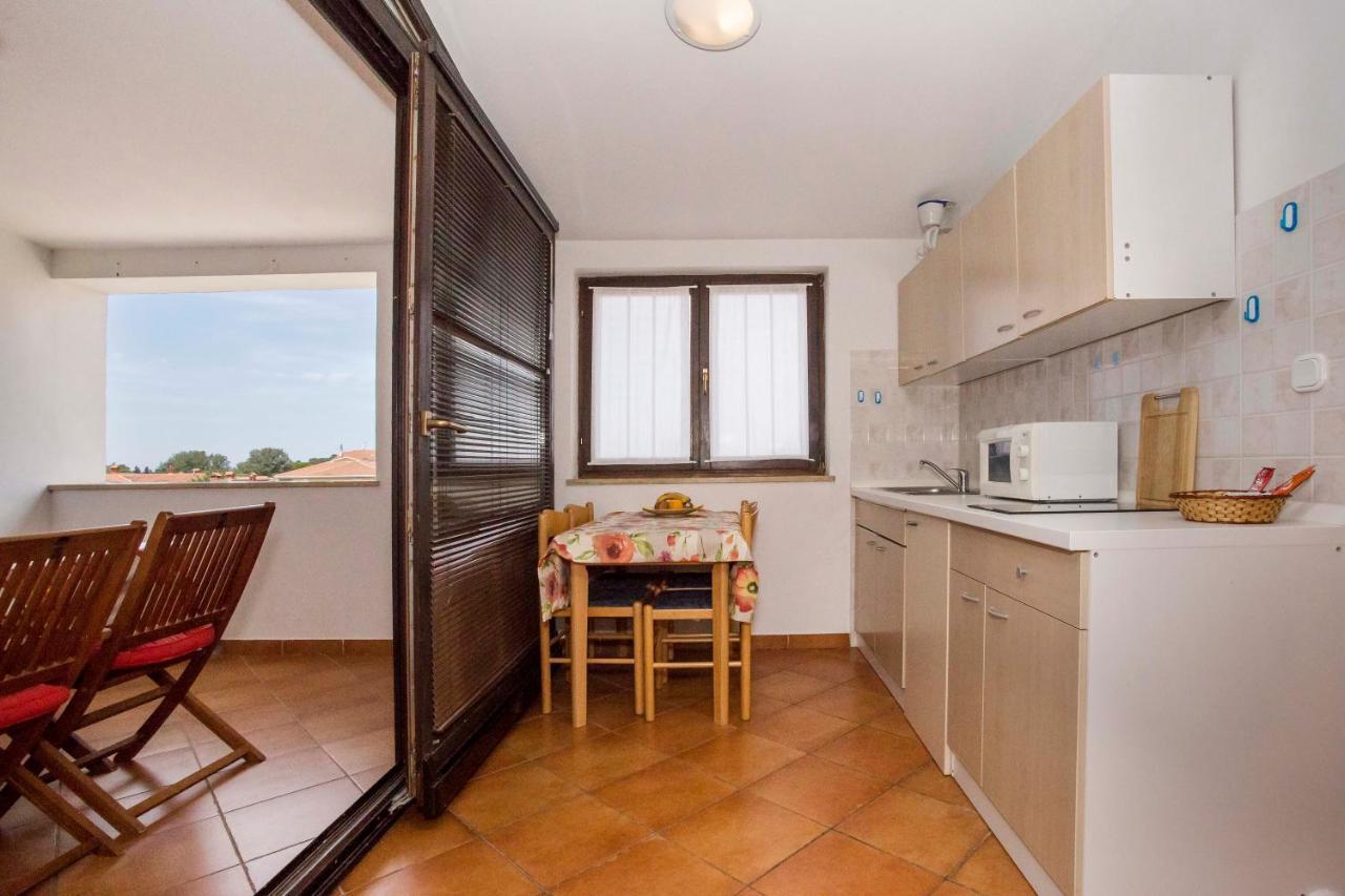 Apartments Romano Rovinj Bagian luar foto